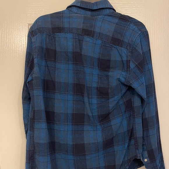 Men’s Merona Blue Flannel Long Sleeve - Picture 2 of 3